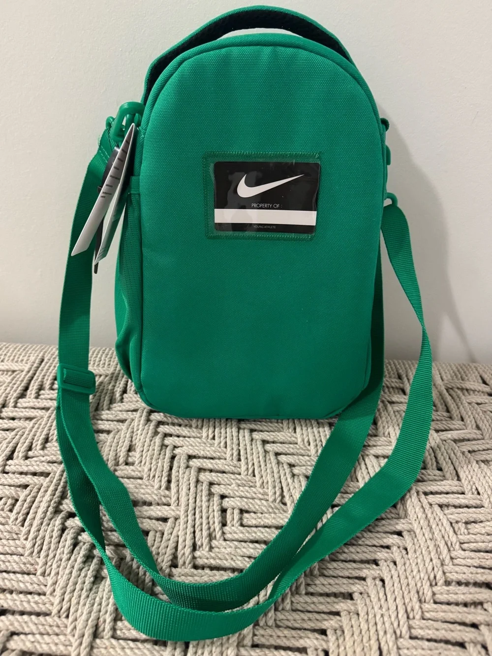 Nike Insulated Lunch Bag Green with Patch Accents - NWT